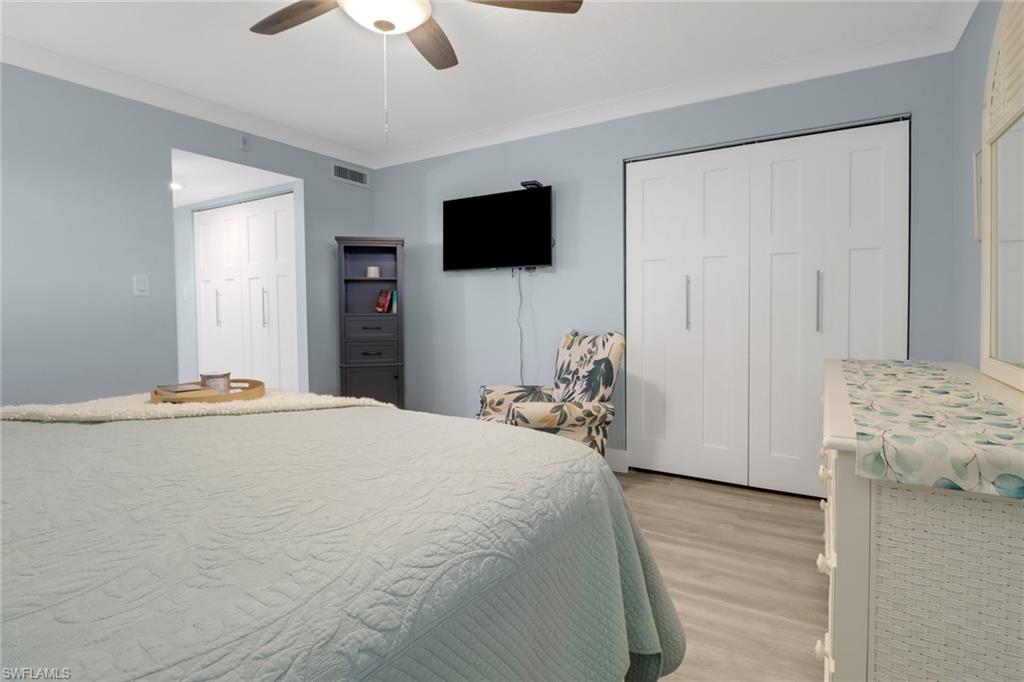 2121 Collier AVE # 508