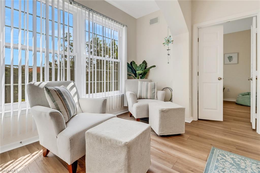 23600 Walden Center DR # 304