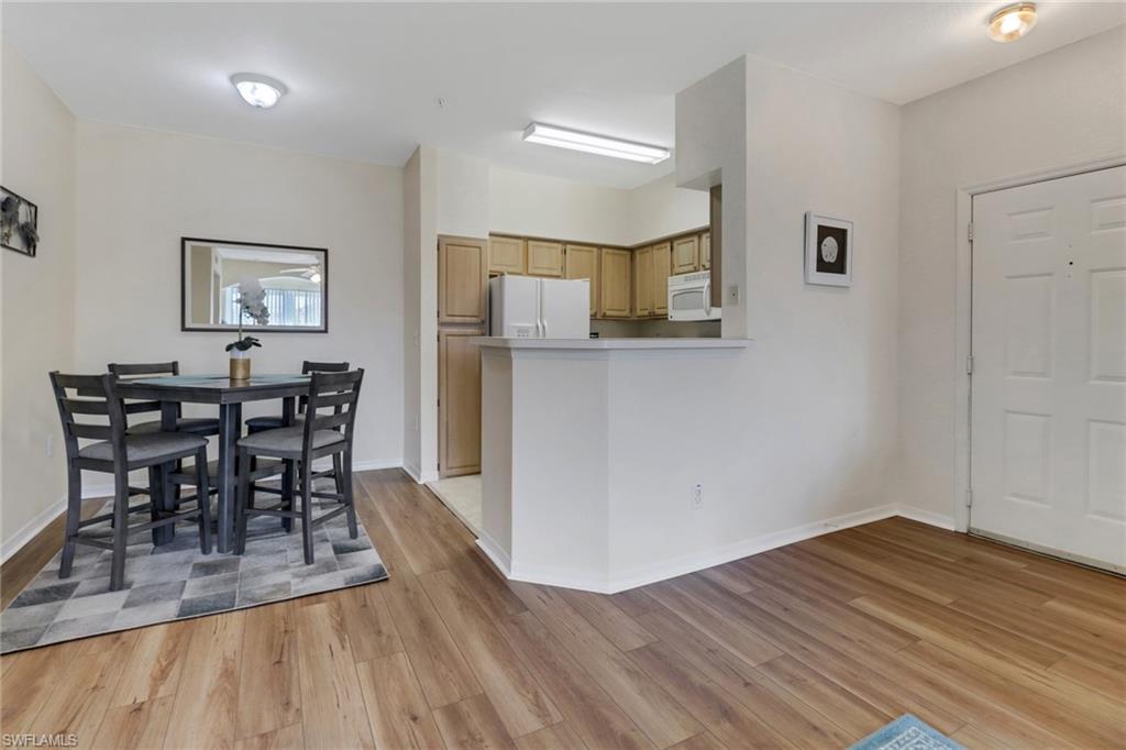 23600 Walden Center DR # 304