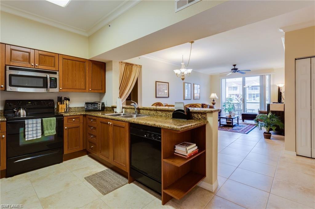 20201 Estero Gardens CIR Unit: 104