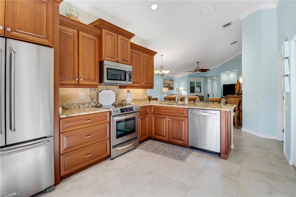 8908 Cascades Isle BLVD