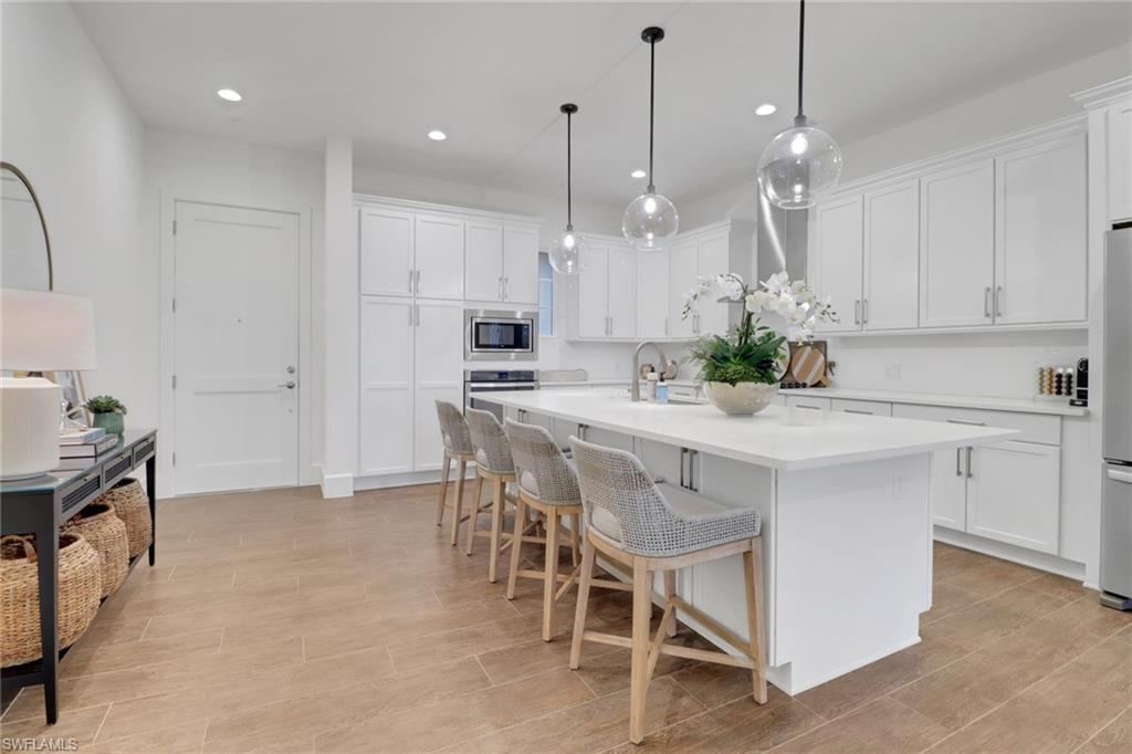 21460 Strada Nuova CIR # B414