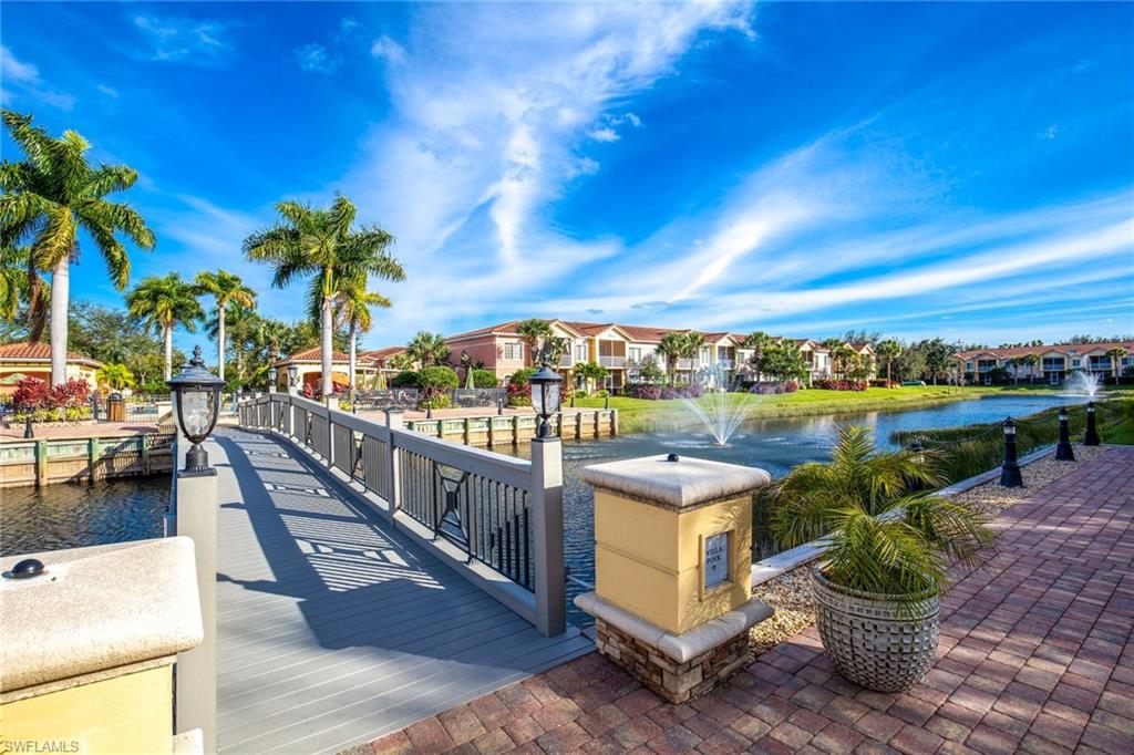 20310 Estero Gardens CIR Unit: 203