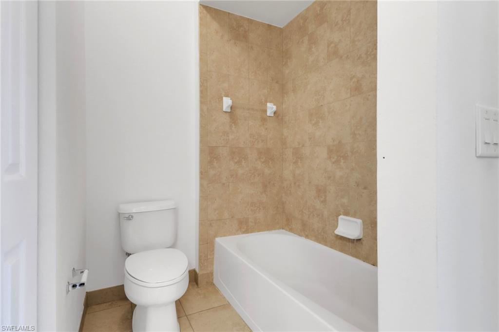 20201 Estero Gardens CIR Unit: 106