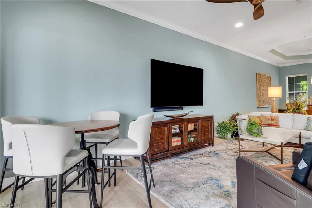 3530 Lansing LOOP # 204