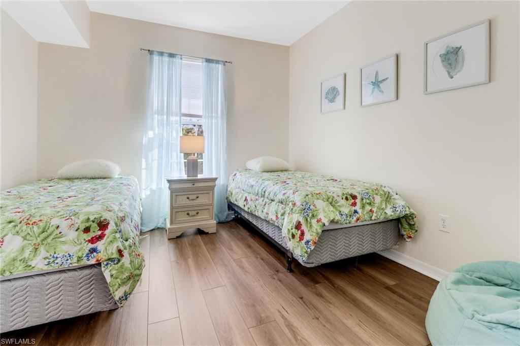 23600 Walden Center DR # 304