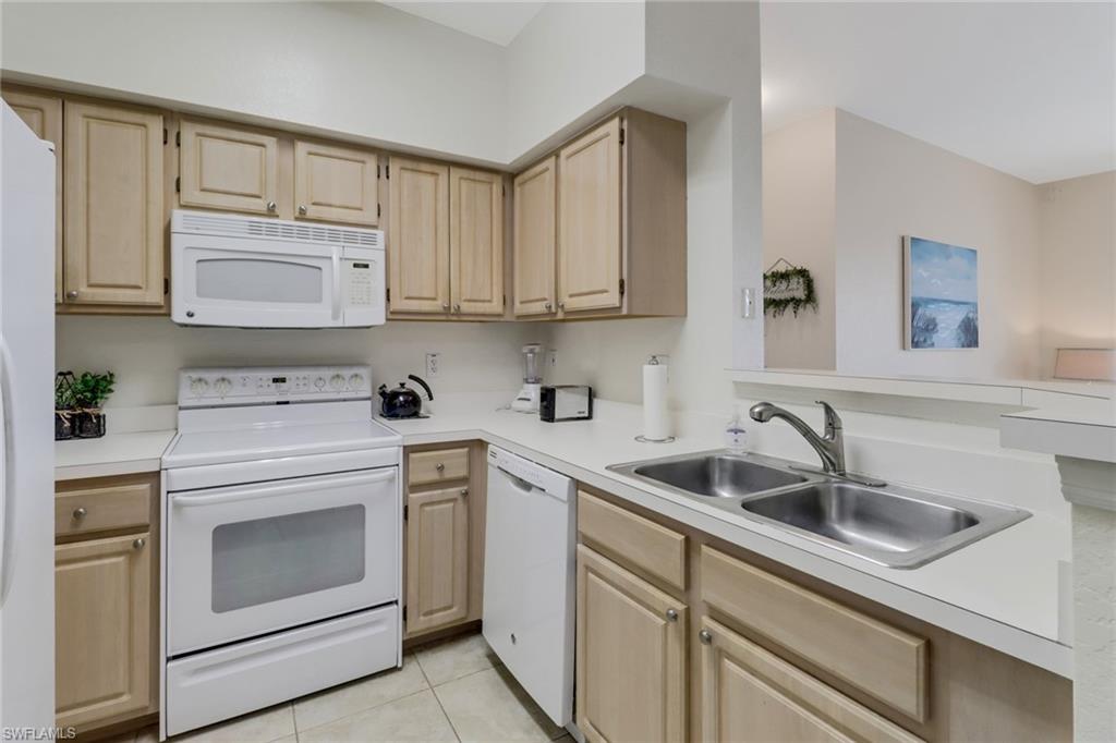 23600 Walden Center DR # 304