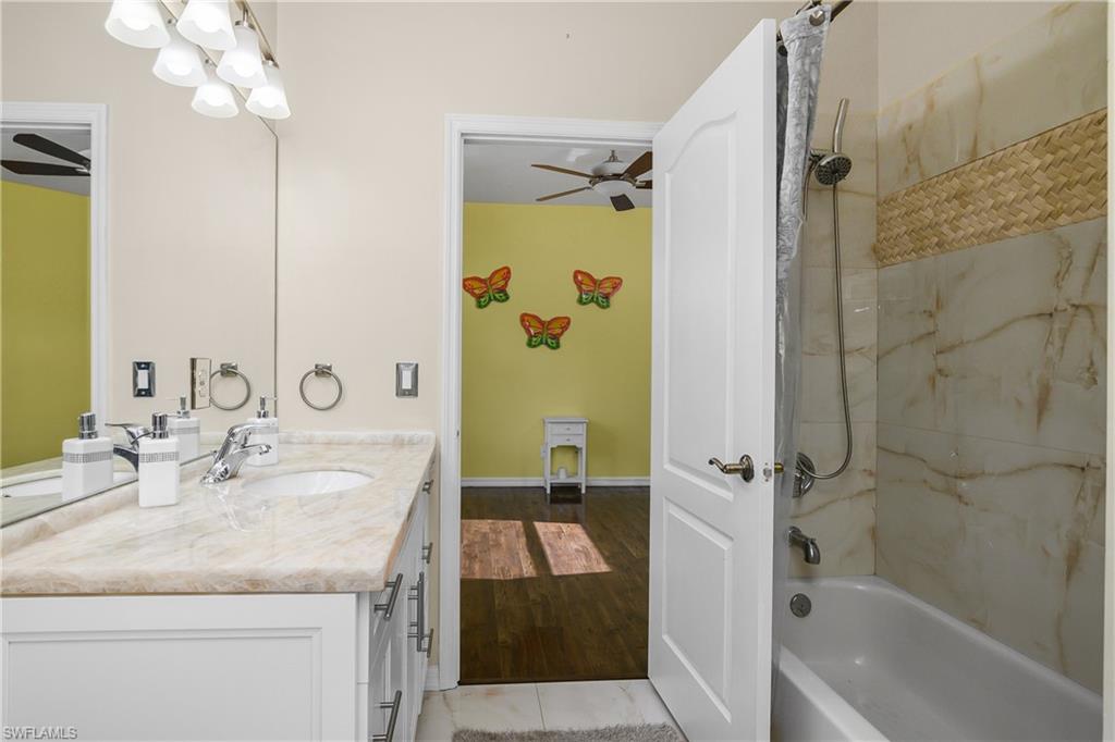 10125 N Golden Elm DR