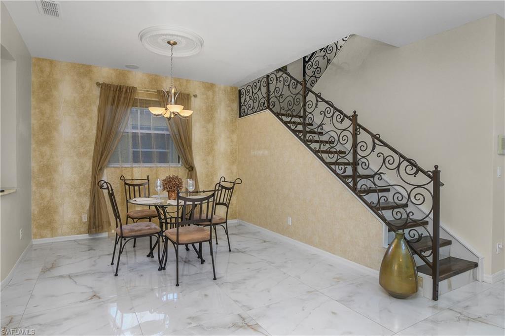 10125 N Golden Elm DR