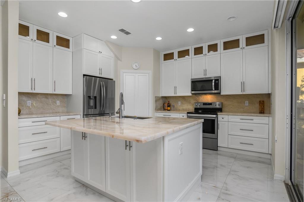 10125 N Golden Elm DR