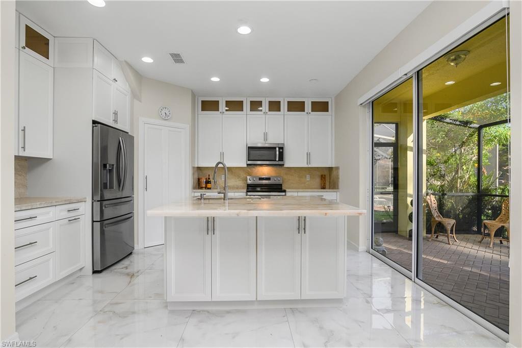 10125 N Golden Elm DR