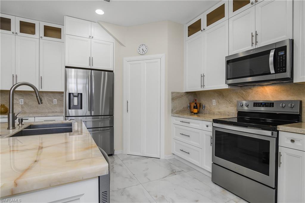 10125 N Golden Elm DR