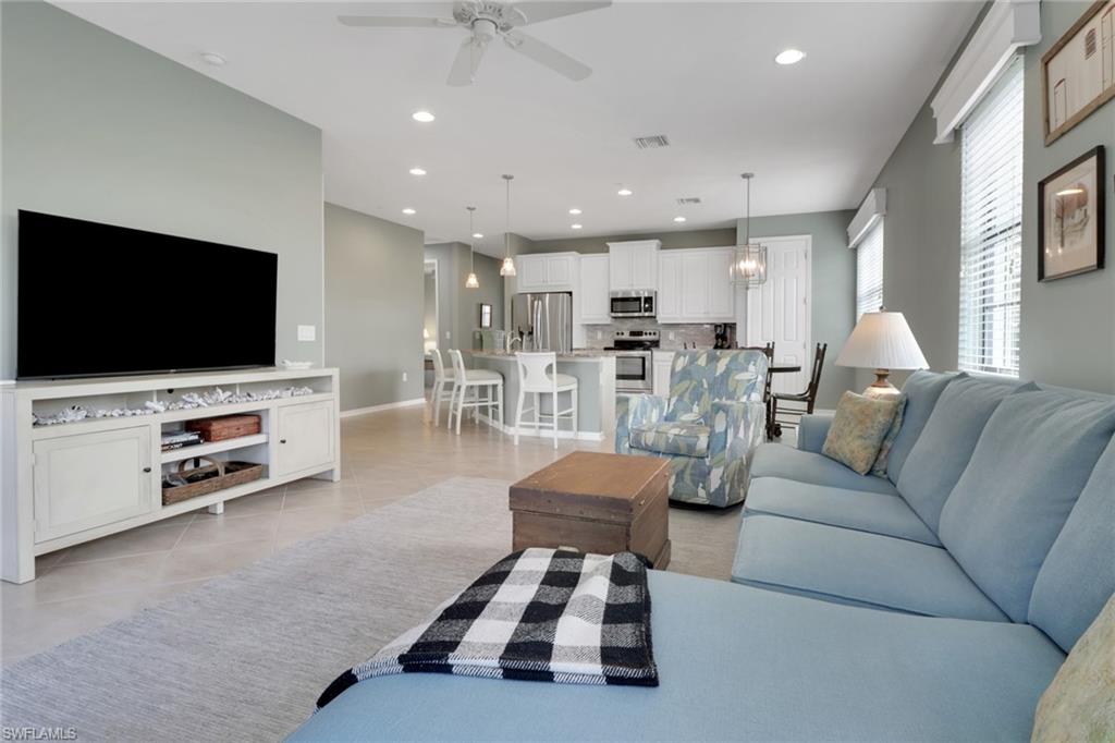 26233 Palace LN # 201