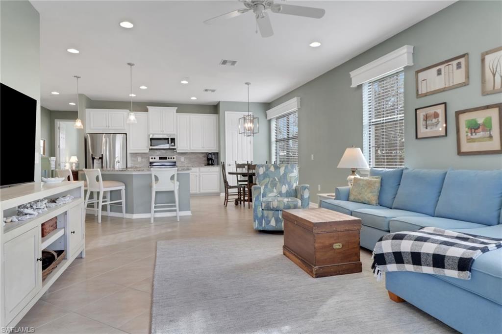 26233 Palace LN # 201