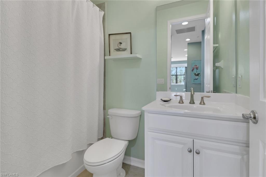 26233 Palace LN # 201