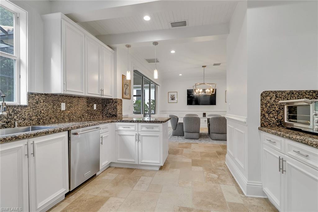 10213 S Silver Palm DR