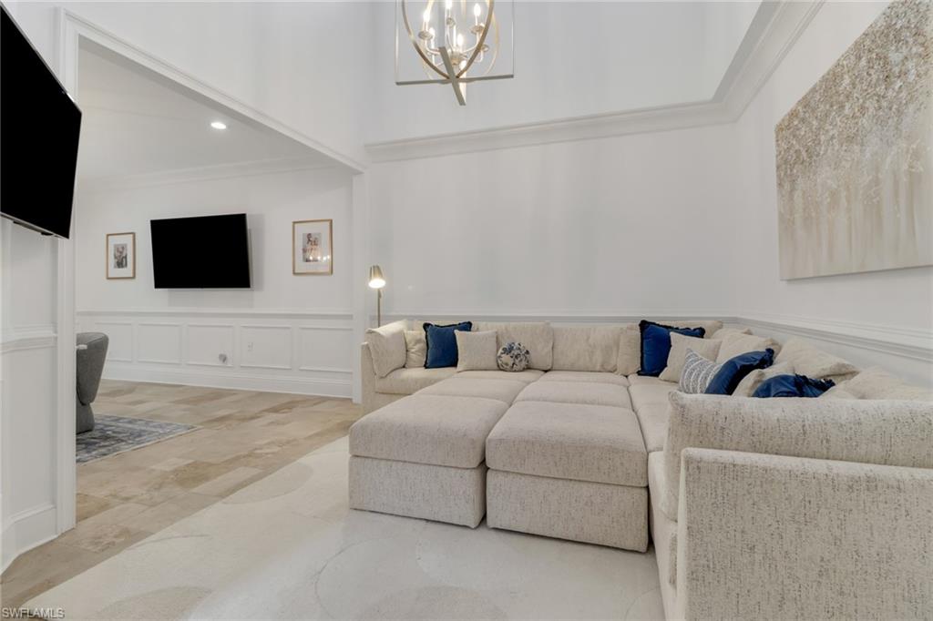 10213 S Silver Palm DR