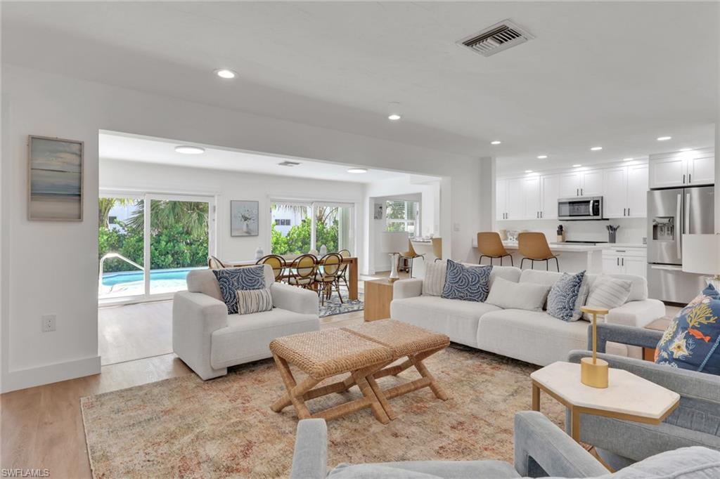 729 Sand Dollar DR, SANIBEL