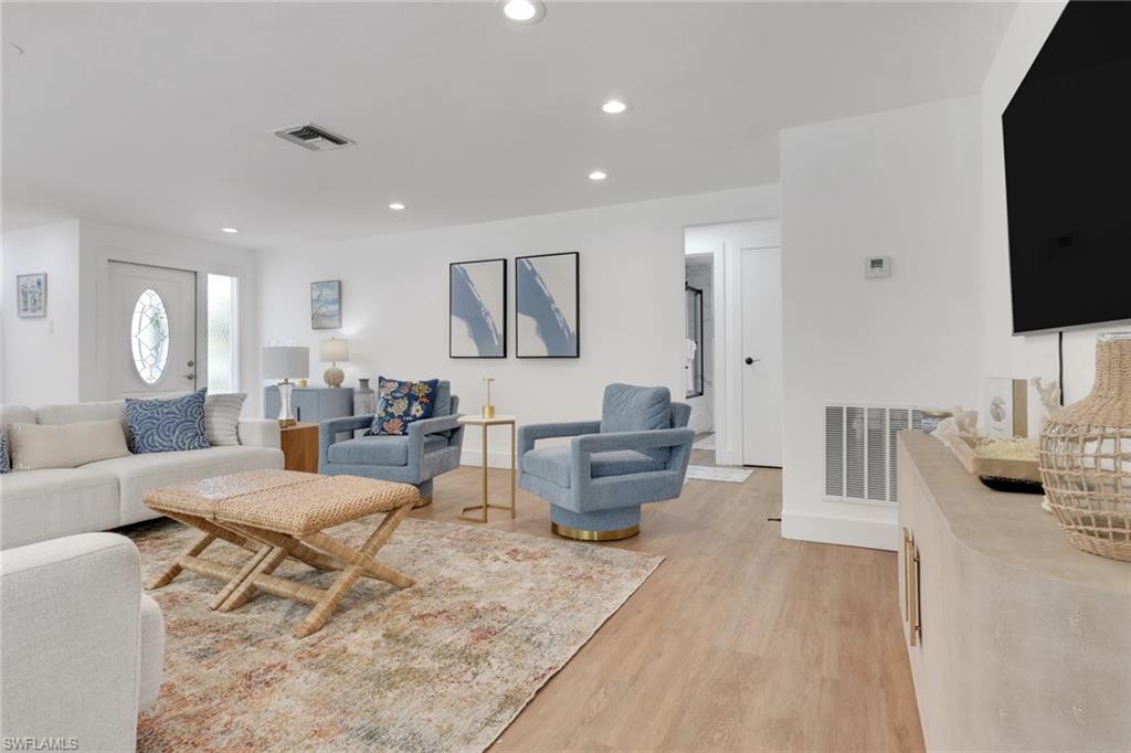 729 Sand Dollar DR, SANIBEL