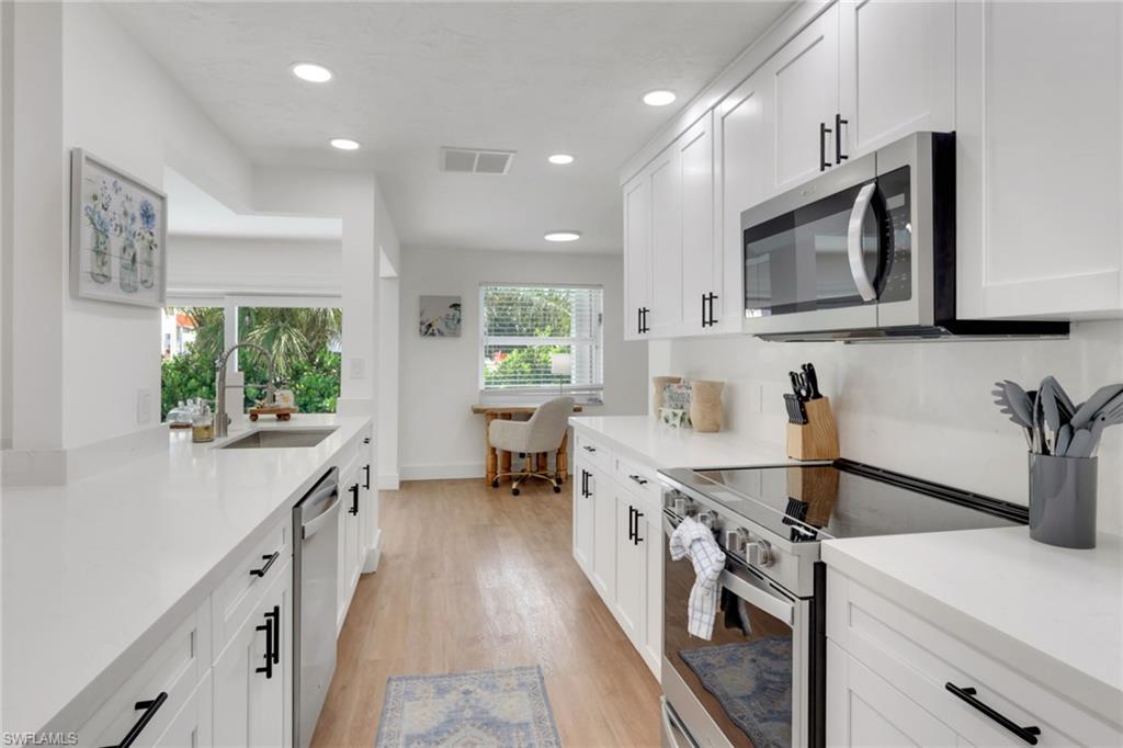 729 Sand Dollar DR, SANIBEL