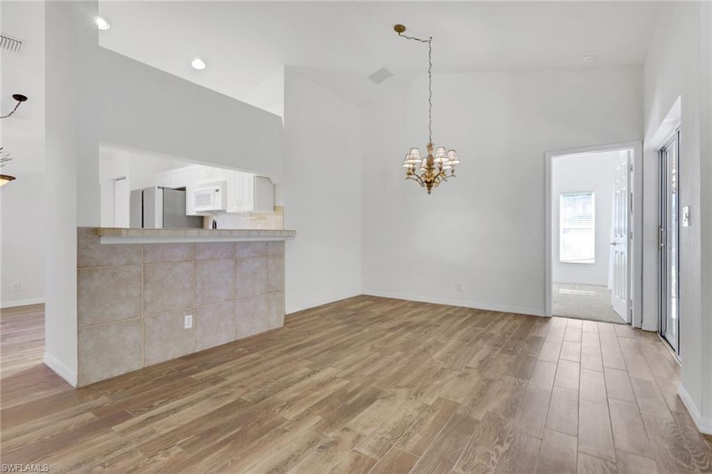 8896 CASCADES ISLE BLVD