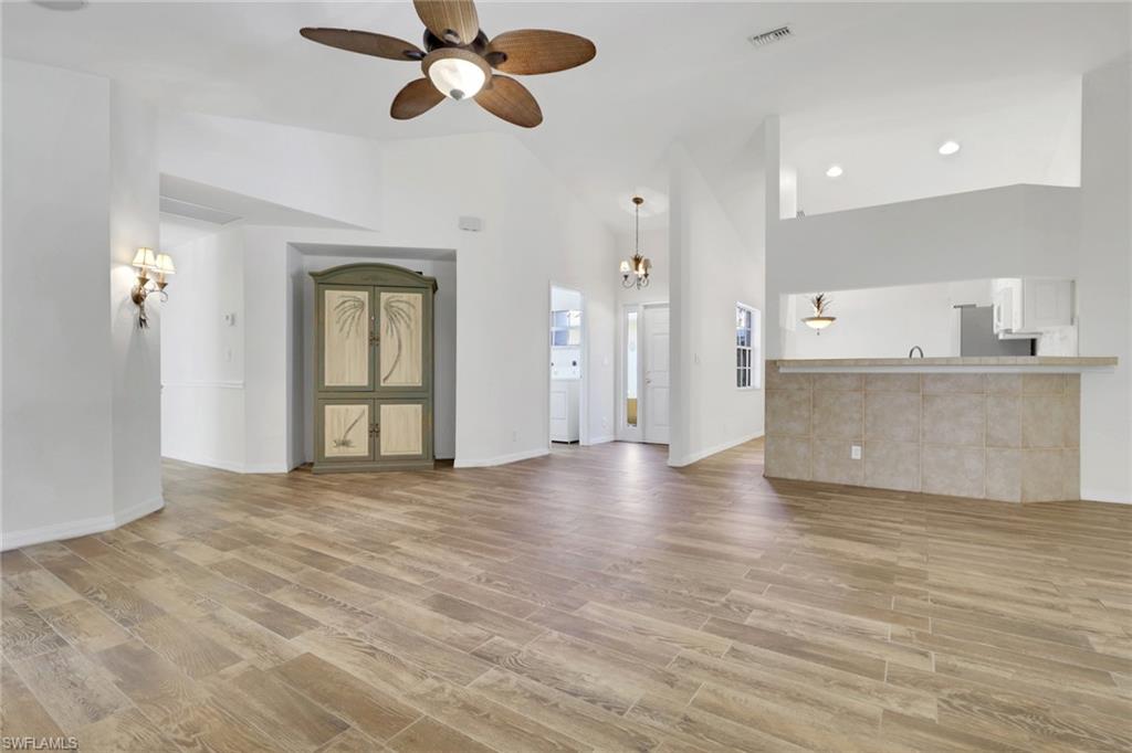 8896 CASCADES ISLE BLVD