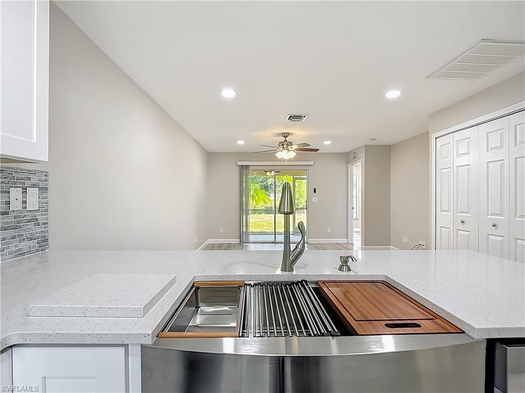 4906 Majorca Palms DR