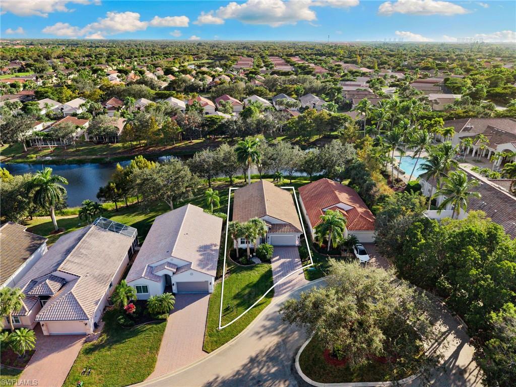 20016 Castlemaine AVE