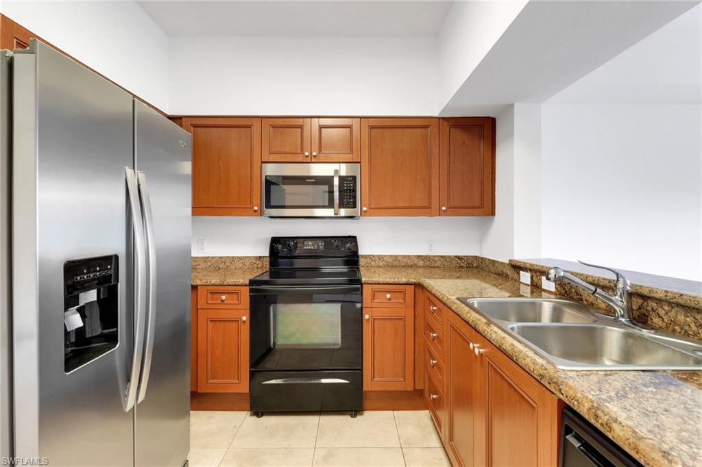 20201 Estero Gardens CIR Unit: 106