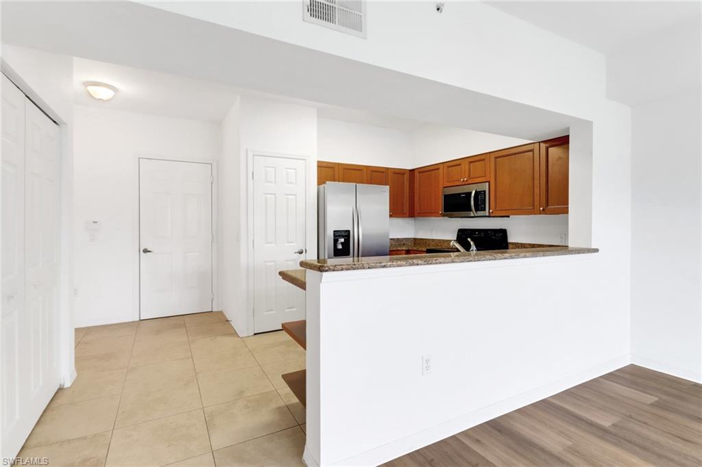 20201 Estero Gardens CIR Unit: 106