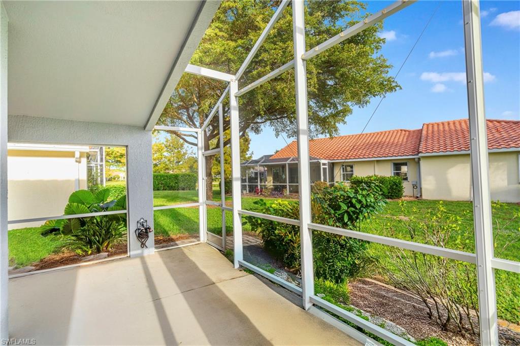 8949 Cascades Isle BLVD