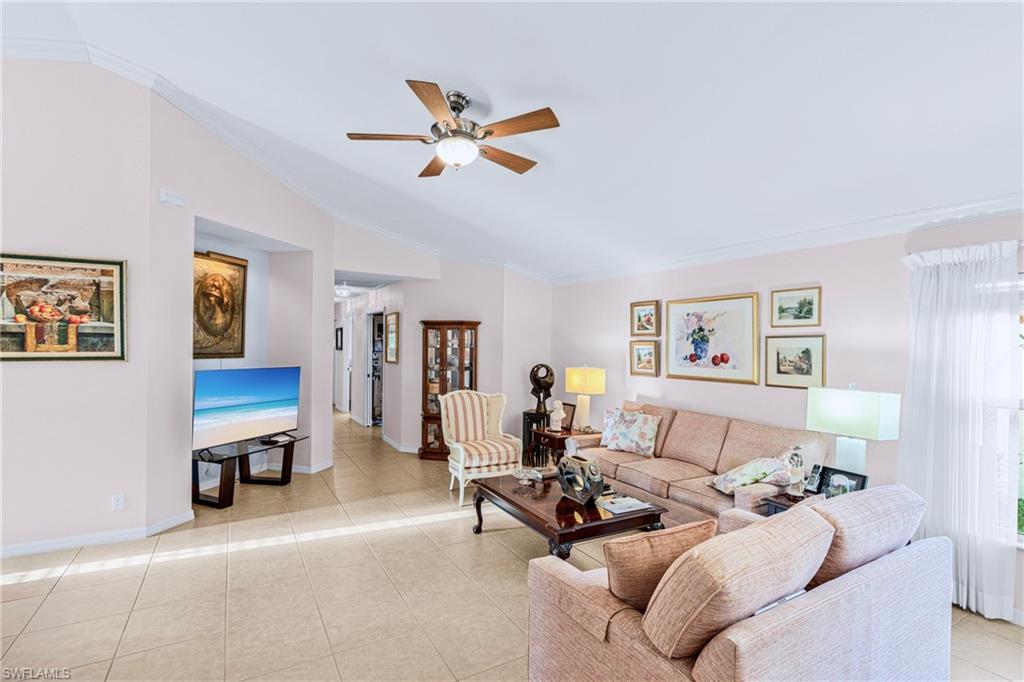 8949 Cascades Isle BLVD