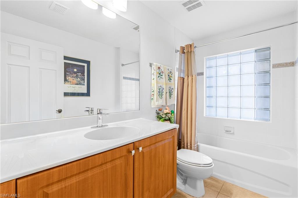 8949 Cascades Isle BLVD