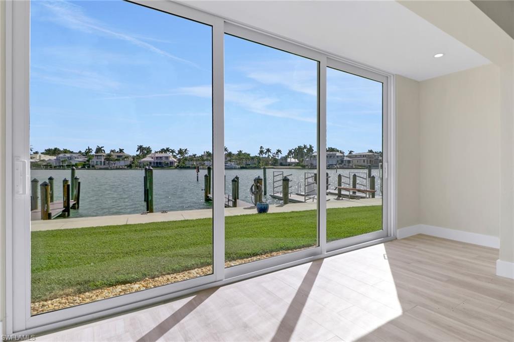 2500 Gulf Shore BLVD N # S10