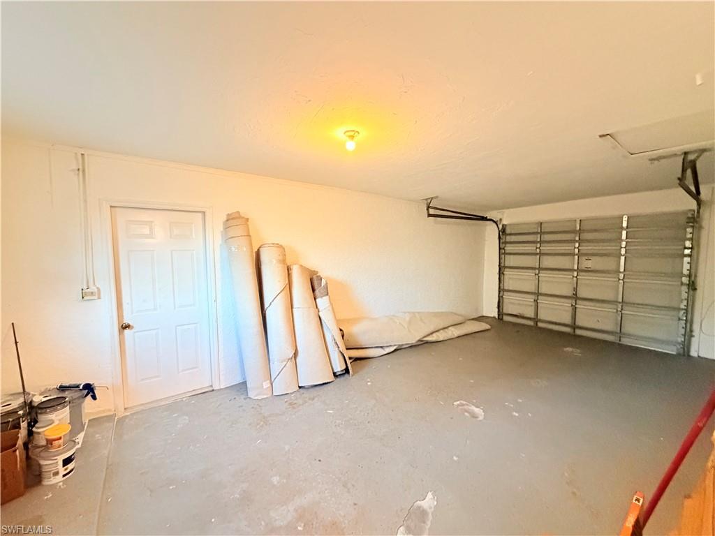 9017 Pineapple RD