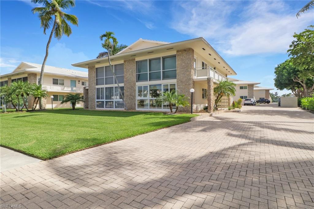 2500 Gulf Shore BLVD N # S10