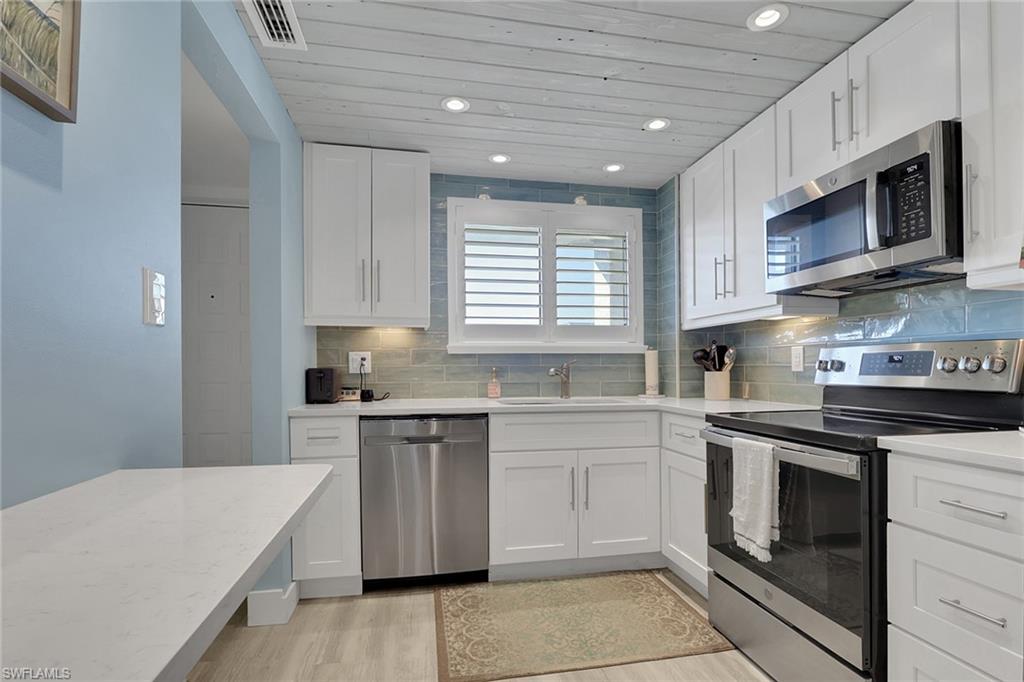 2121 Collier AVE # 508