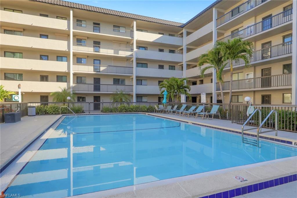 2121 Collier AVE # 508