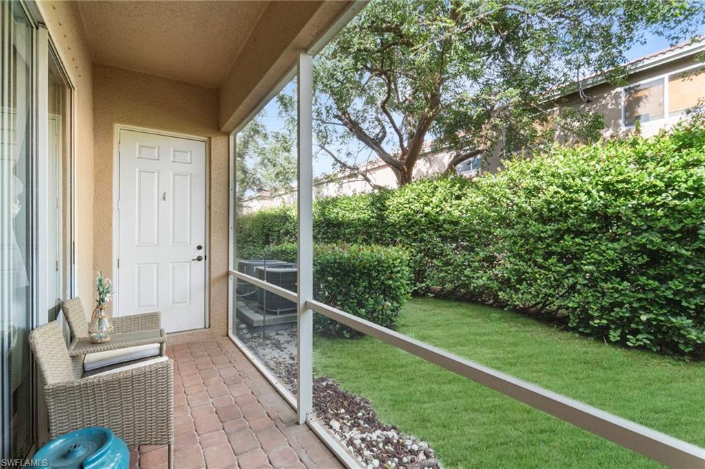 17565 Cherry Ridge LN