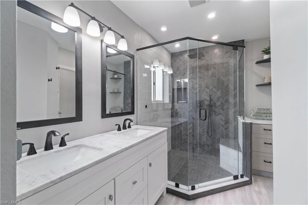 17565 Cherry Ridge LN