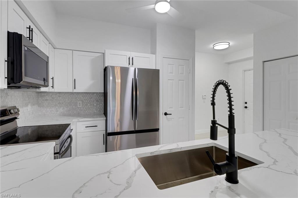 20170 Gardens CIR 107