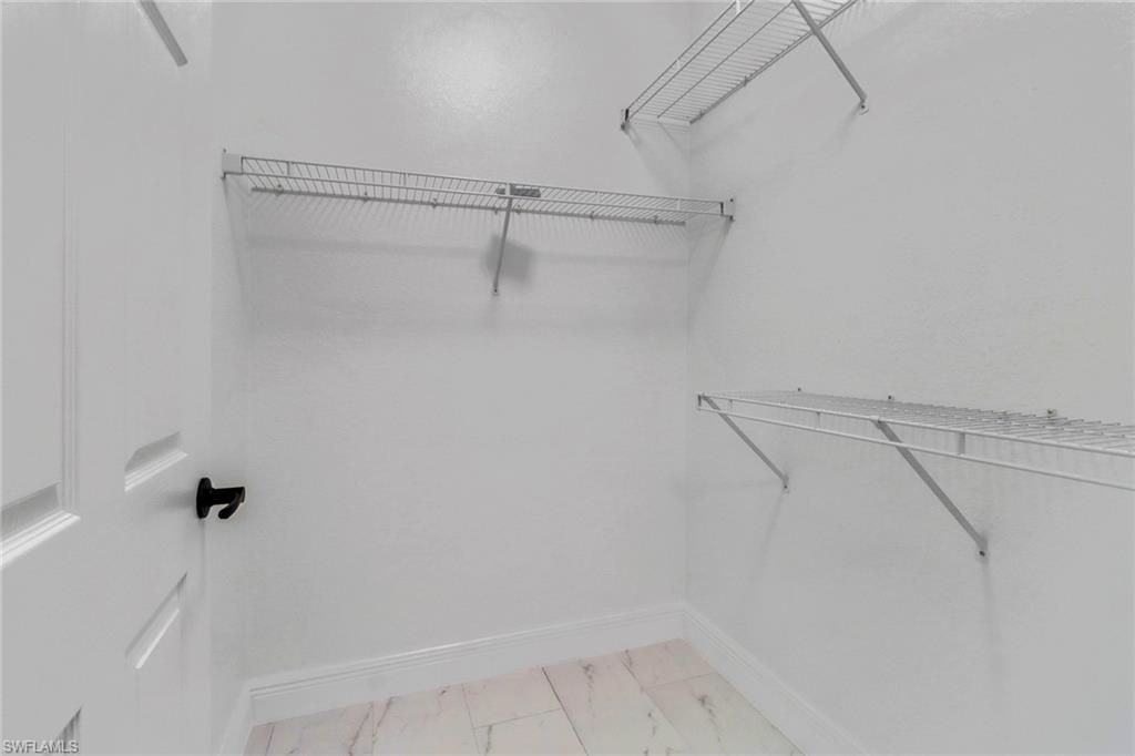 20170 Gardens CIR 107