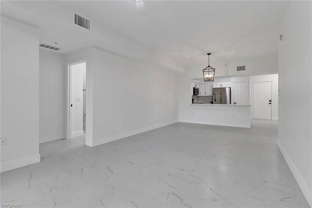 20170 Gardens CIR 107