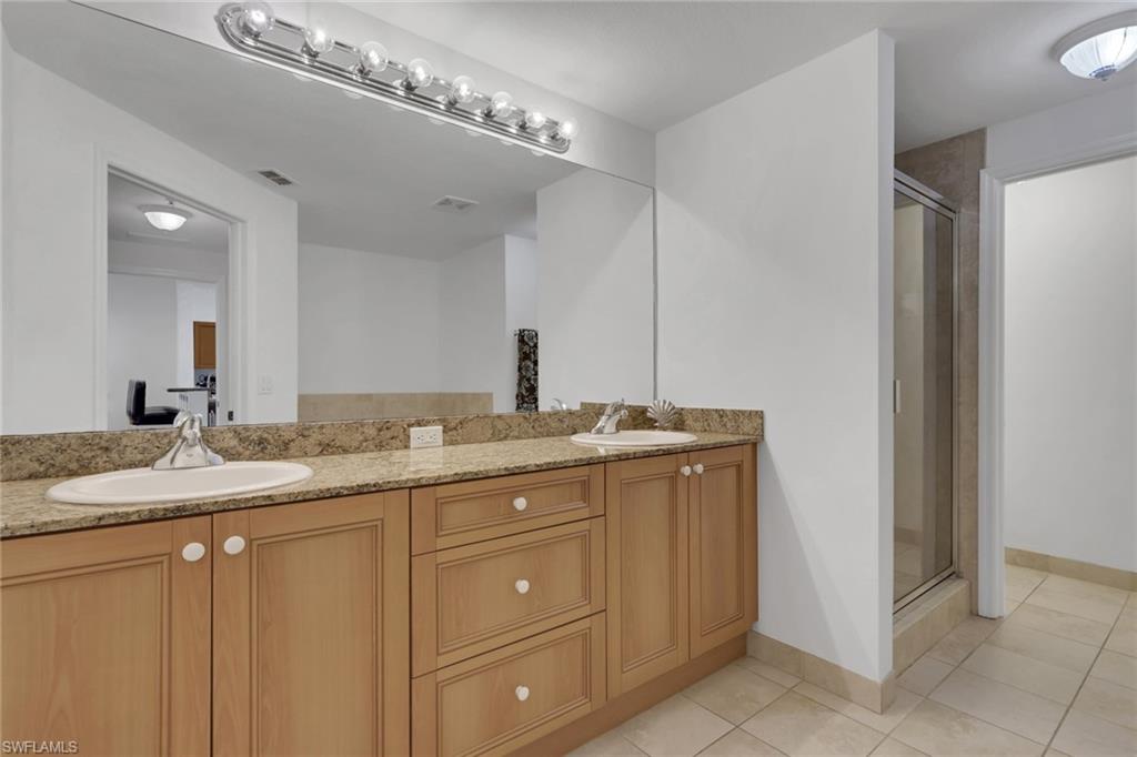 20140 Gardens CIR 208