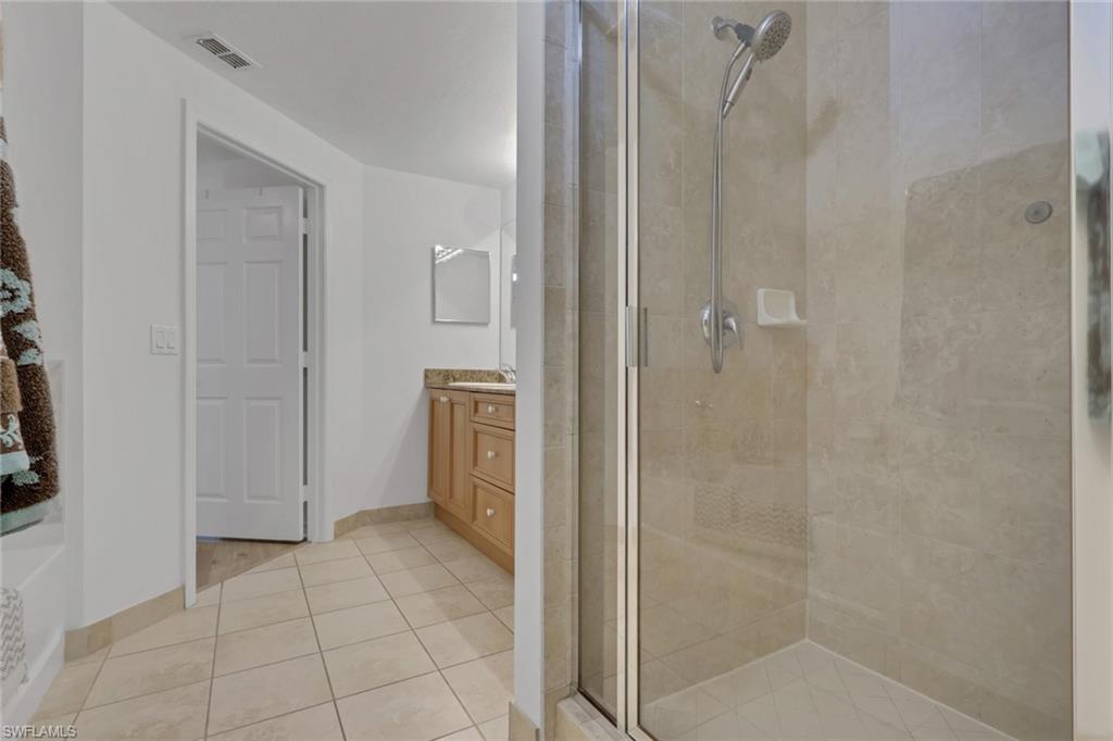 20140 Gardens CIR 208