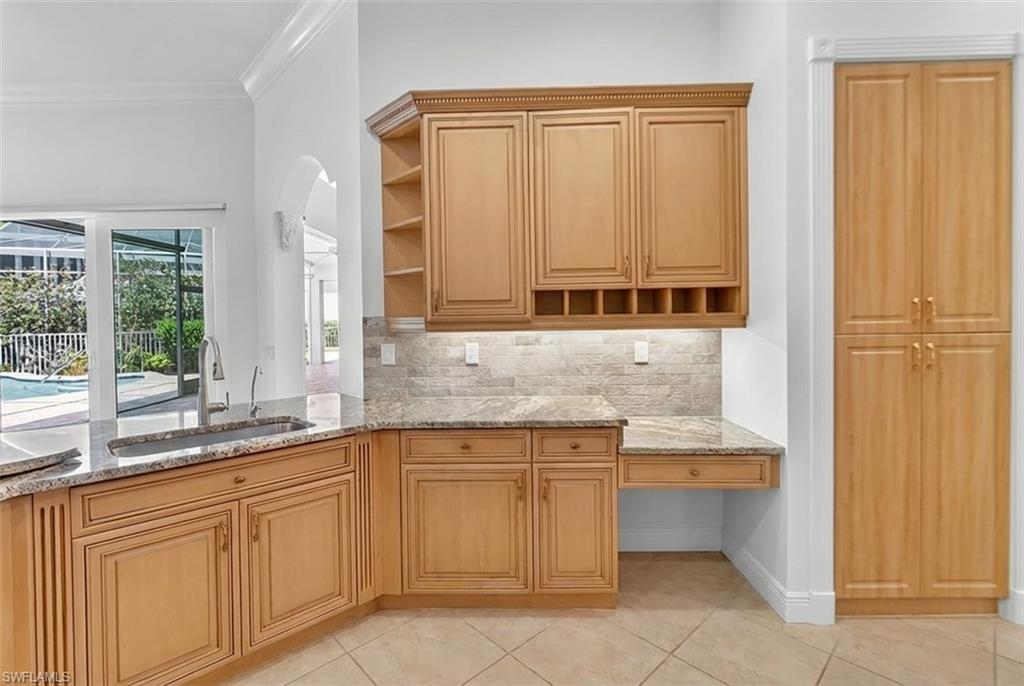 9259 Springview LOOP