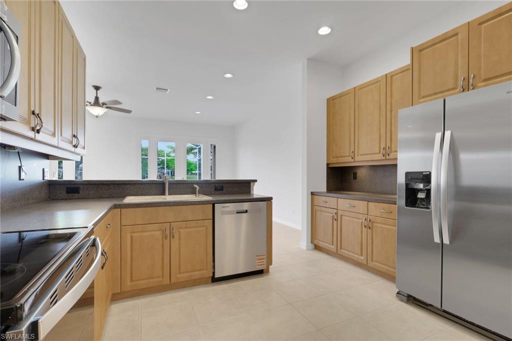 9404 Springview LOOP