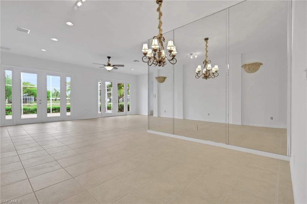 9404 Springview LOOP