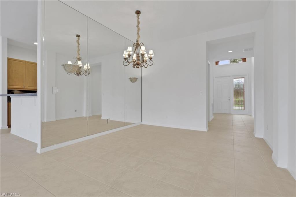 9404 Springview LOOP