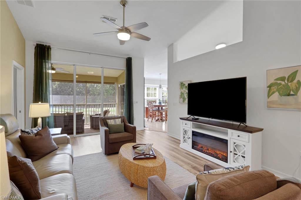 20300 Calice CT 1104